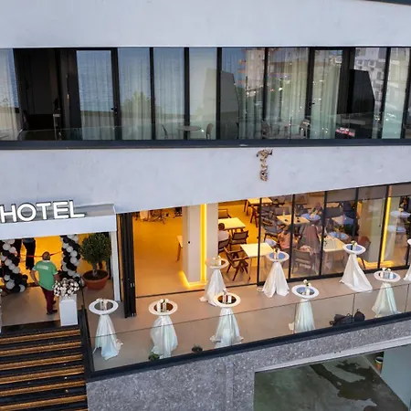 Jako Premium Sarandë