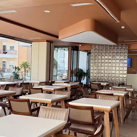 Jako Premium 4* Sarandë